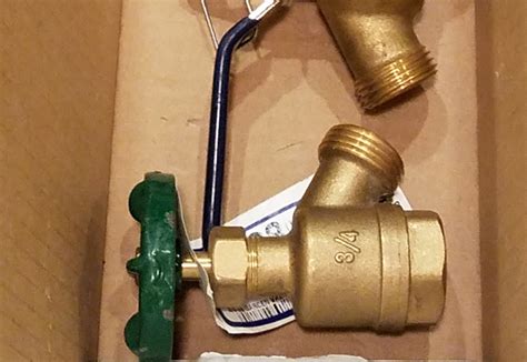 Brass Sillcock Garden Valve 2.37-in L 3/4-in FNPT | TheClearanceMan