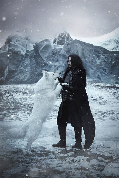 [NO SPOILERS] Just a Jon Snow playing with his direwolf, Ghost - Game of Thrones Cosplay : r ...