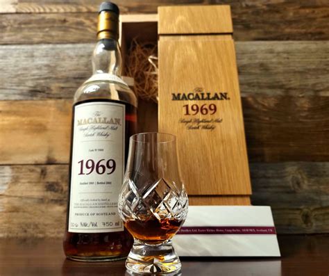 First Review: Macallan 1969 Fine & Rare, 32 year old : r/whiskey