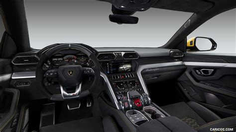 Lamborghini Urus | 2019MY | Interior