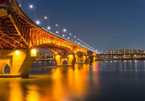 Seongsu Bridge in Seoul,korea Stock Image - Image of night, scene: 64618013