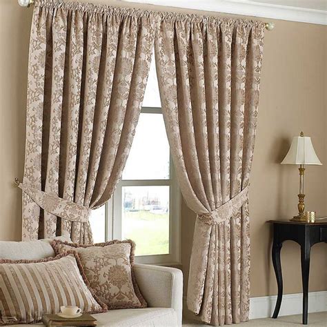 25 Cool Living Room Curtain Ideas For Your Farmhouse - Interior Design Inspirations