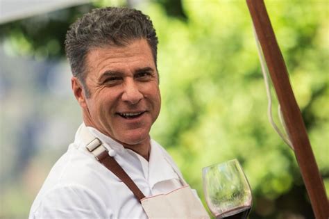 Michael Chiarello, former Food Network star, dies at 61 - UPI.com