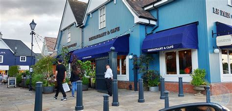 Bicester Village Halal restaurants - Feed the Lion