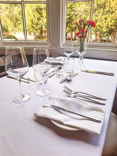 Dining in Derbyshire – Donington Manor Hotel – Country Images Magazine