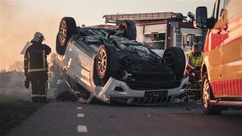 What Are the Main Causes of Car Crashes? | Benedum Law