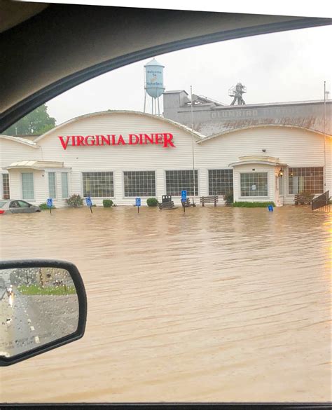 How Wakefield, a small town with history of flooding, preps for Dorian ...