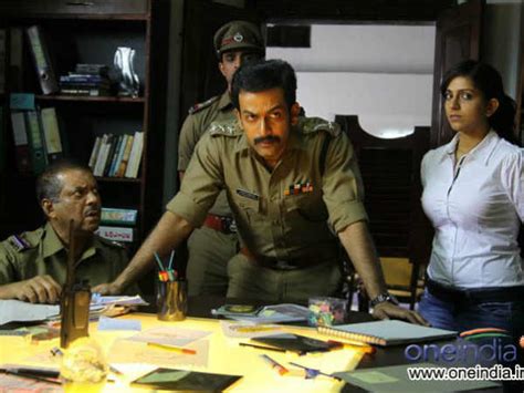 Mumbai Police Movie Review | Prithviraj Jayasurya Rahman | Rosshan ...