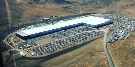 Tesla Now Offering Hour-Long Tours of Its Gigafactory in Nevada