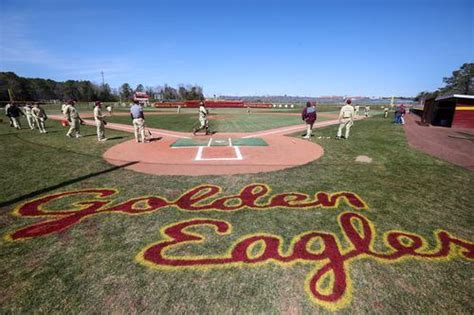 Al Leiter and Family Honored on Opening Day 2022 at Central Regional ...