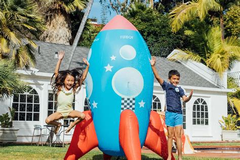 13 Awesome Water Toys for Backyard Summer Fun | FUNBOY - FUNBOY