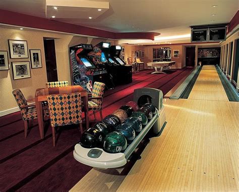 bowling alleys with pool tables - heino-faruolo-99