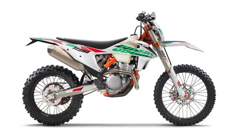 FIRST LOOK: 2021 KTM EXC Range - Australasian Dirt Bike Magazine