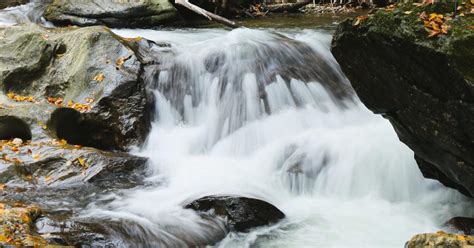 14 Magnificent Vermont Waterfalls You Should Totally Visit - Scenic States