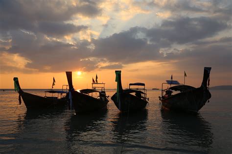 Sunset at Railay Beach, Krabi, Thailand | Railay beach, Railay, Krabi