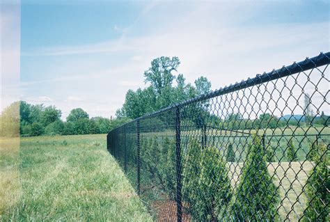 Vancouver Chain Link Fences – Fenceman Fence Company – Vancouver ...