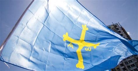 La bandera de Asturias; cual es su historia y su significado