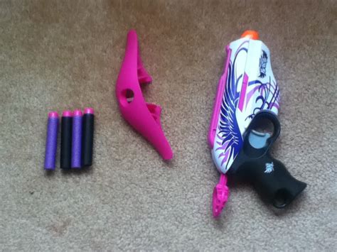 Outback Nerf: Nerf Rebelle Pink Crush Review (20m Aus Grey Trigger)