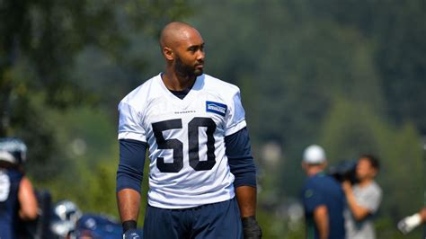 K.J. Wright Out For Week 5 & Other Injury Updates From Pete Carroll