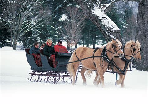#Christmas sleigh ride through the beautiful snow-covered grounds at #TheGreenbrier http://www ...