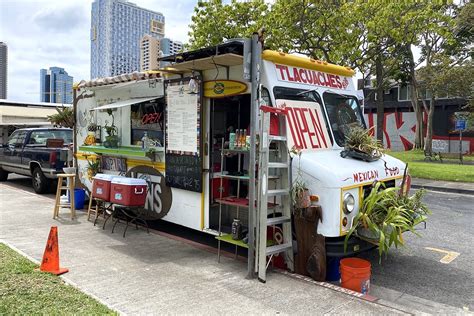 This Mexican Food Truck Serves Up Tacos, Carnitas, Chimichangas ... and Pastrami Melts