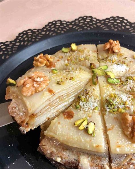 23 Popular Syrian Desserts & Sweets - Chef's Pencil