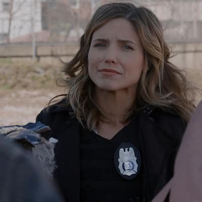 Pin by Marina Antero on Sophia Bush | Erin lindsay, Sophia bush, Baker street