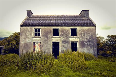 Taoiseach signals he is in favour of taking vacant and abandoned homes ...