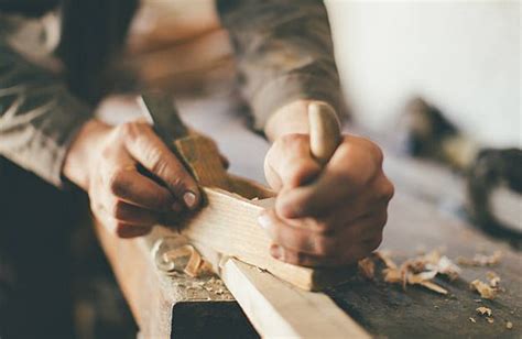 A Guide to Hand Tools For Beginners - Woodworking Tips