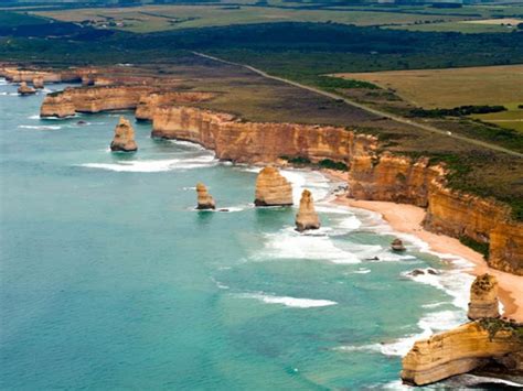 The Twelve Apostles in Australia - Your ultimate guide