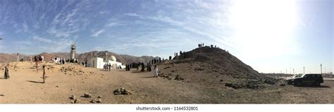 92 Battle uhud Images, Stock Photos & Vectors | Shutterstock