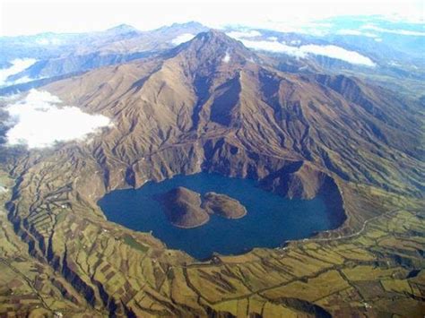 ¡Deseo de conocer!: LAGUNA DE CUICOCHA-Cotacachi-Ecuador.