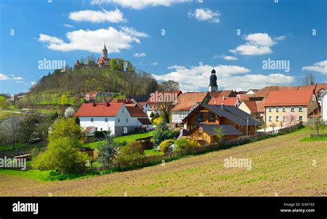 Village of Seitenroda, Leuchtenburg Castle, Kahla, Thuringia, Germany Stock Photo - Alamy