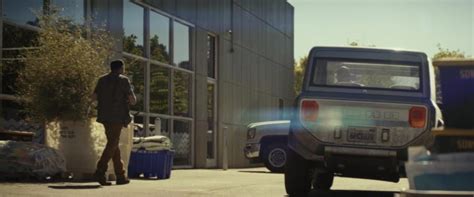 Ford Bronco Car Driven By Dwayne Johnson (The Rock) In Rampage (2018)