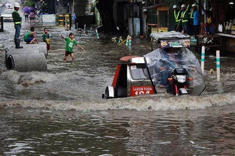 Old Photos Of Street Floods In Manila Goes Viral, Earns Various ...