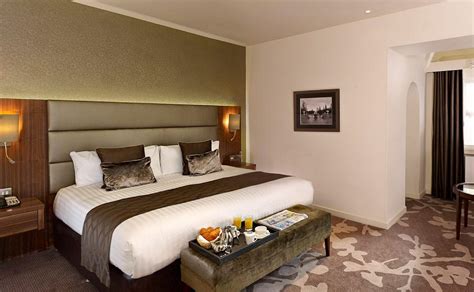 Blakemore Hyde Park Hotel in London - Room Deals, Photos & Reviews