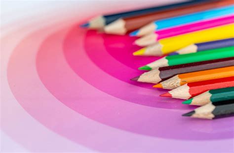 Colorful pencils not sharpened close-up - Creative Commons Bilder