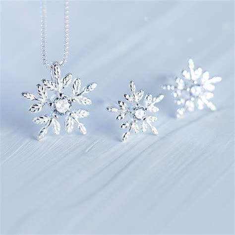 Snowflake Earrings - Etsy