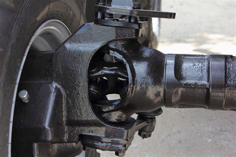 When to Replace Your Steering Knuckles - In The Garage with CarParts.com