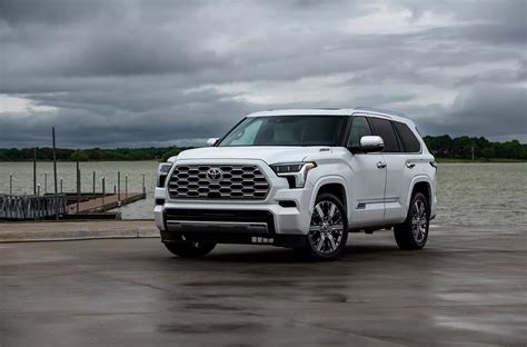 Immediate Impressions: The 2023 Toyota Sequoia Hits Canadian ...