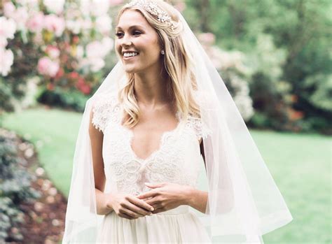 Our Top 7 Wedding Veil Styles: The Ultimate Guide