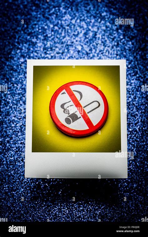 No smoking hi-res stock photography and images - Alamy