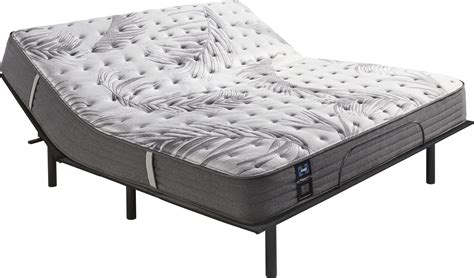 Sealy Posturepedic Plus Lockfield King Mattress with RTG Sleep 2000 Adjustable Base - Rooms To Go