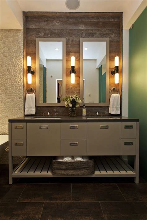 Ideas for Bathrooms With Double Vanities