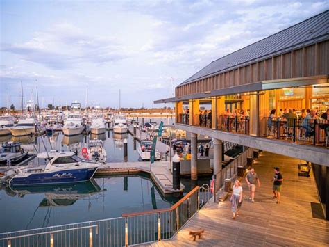 Dining Shellharbour Marina - Shellharbour Marina