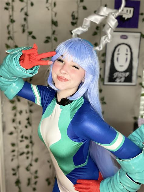 Nejire Hado cosplay! (me) i want to replace the gloves and the ...