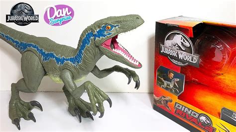 Jurassic World Super Colossal Velociraptor Blue Toy Dinosaur ...