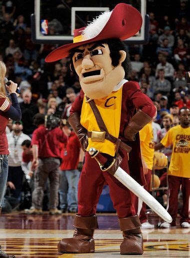 Cleveland Cavaliers Mascot Sir CC | Akron zips, Cleveland cavs, Mascot