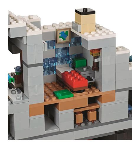 21137 The Mountain Cave is the biggest Minecraft LEGO set yet! – Jay's Brick Blog