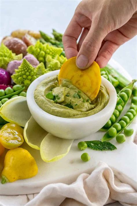 Crudité Platter with Minty Pea Hummus - Jessica Gavin